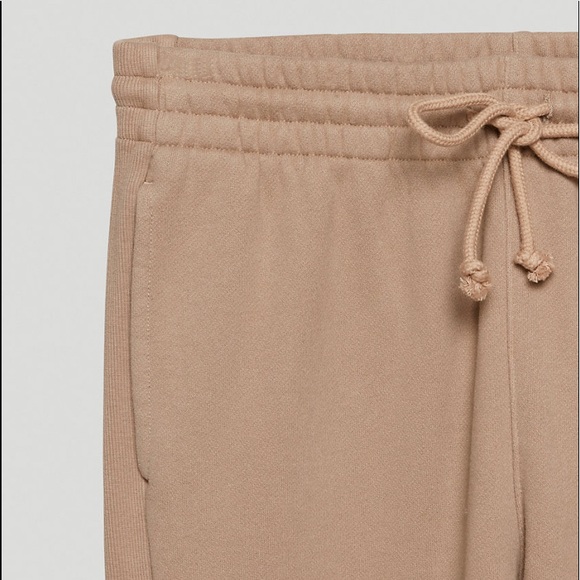 Aritzia Boyfriend Sweatpants - Picture 6 of 6